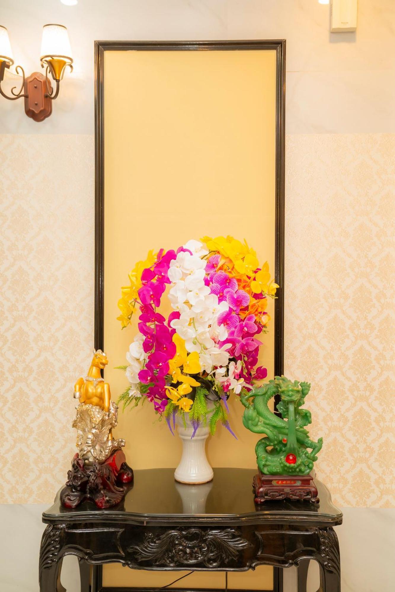 Golden Rose Premium Hotel Hanoi Exterior photo
