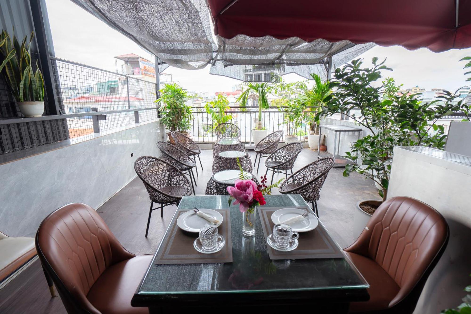Golden Rose Premium Hotel Hanoi Exterior photo